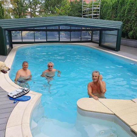 Les Jardins D'Armance Hotel Le Valdahon Buitenkant foto